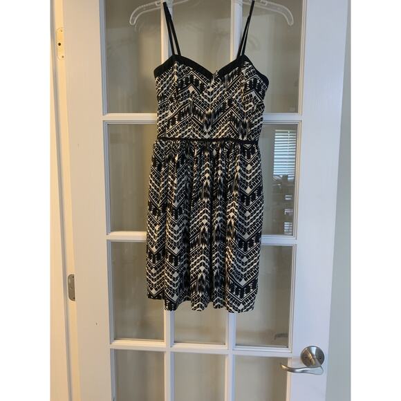 Delias black and white spaghetti straps mini patterned dress womens size small - Picture 1 of 6